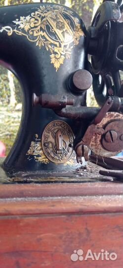 Швейная машинка the singer manico co