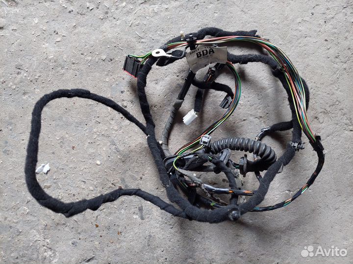 Проводка крышки багажника Ford Focus 2