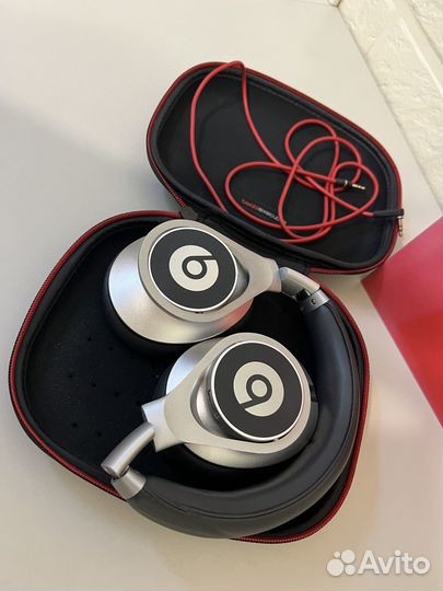 Beats executive Наушники