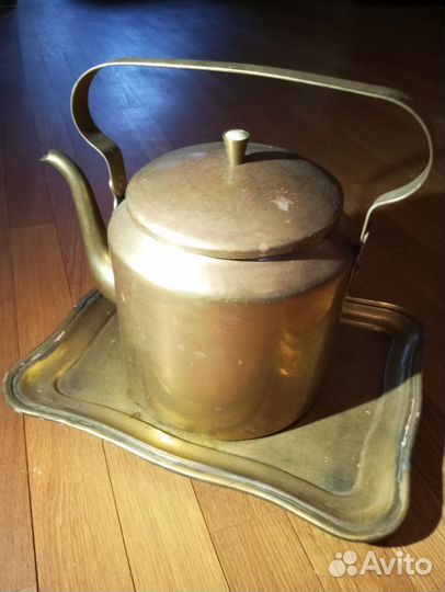 Антикварный латунный чайник с подносом 5 л