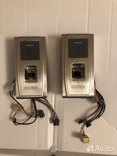 Контроллер-считыватель биометрический