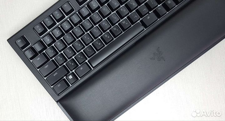 Игровая клавиатура Razer BlackWidow Chroma V2