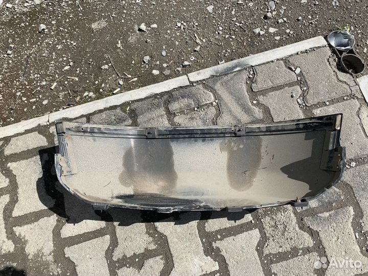 Mitsubishi pajero 4 (14-21) кожух запаски