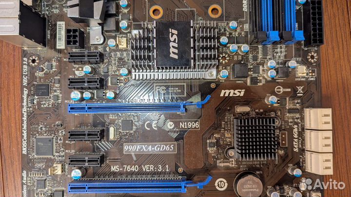 Топовая материнская плата AM3+