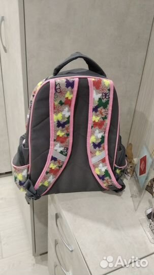 Школьный рюкзак для девочки