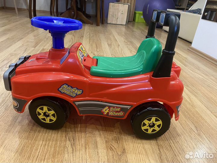 Детская машинка каталка