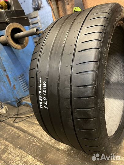 Michelin Pilot Sport 4 275/35 R19 100Y