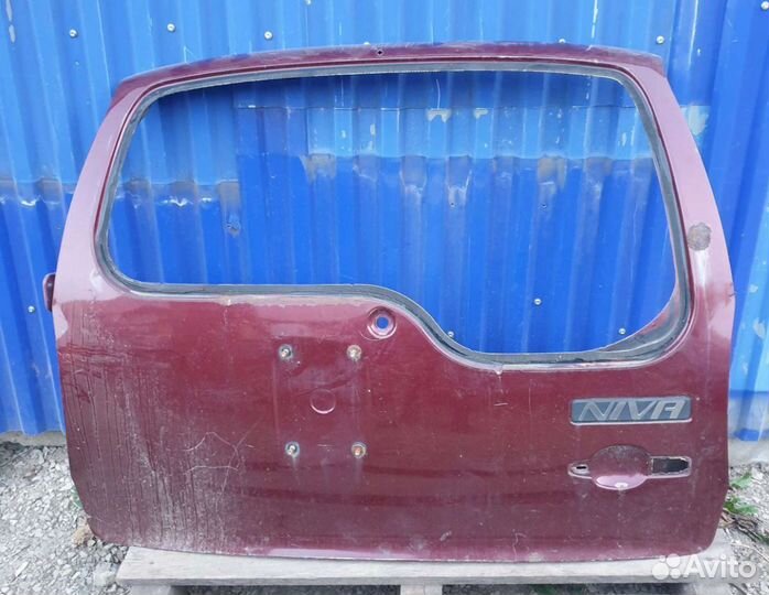 Дверь багажника Chevrolet Niva