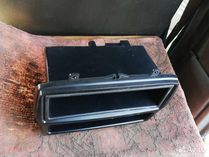 Панель магнитолы Лада Калина 1