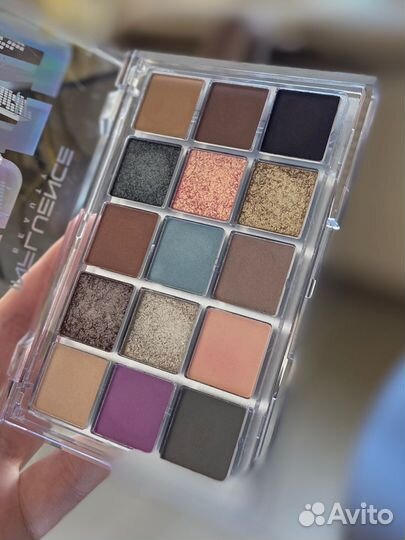 Тени для век Influence cyber