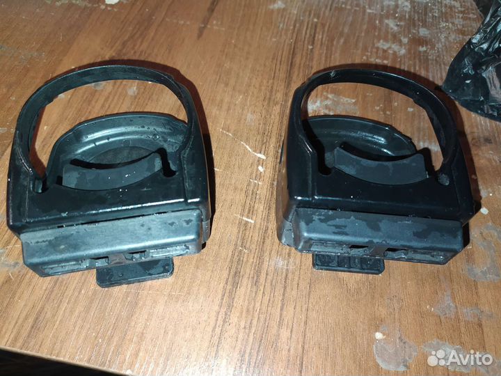 Подстаканник в авто универсальный