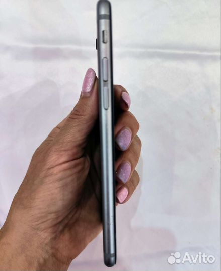 iPhone 6S, 32 ГБ