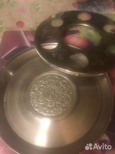 Сувенирная металлическая подставка «Москва»