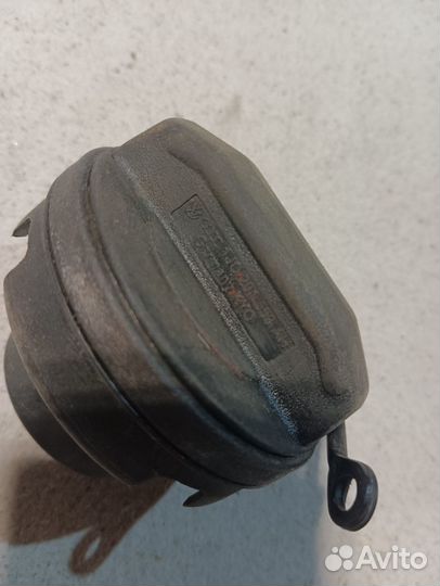 Крышка бензобака VW Polo Sedan