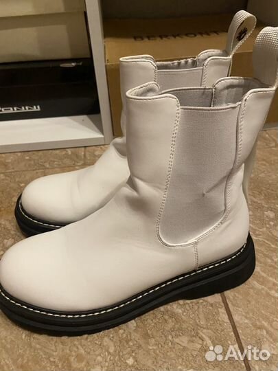 Ботинки женские