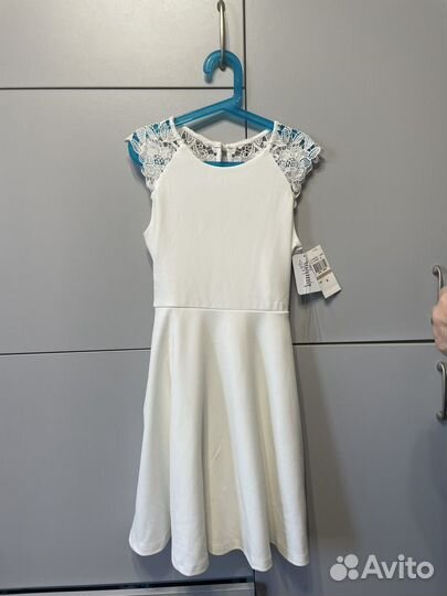 Платье новое 10-11 лет
