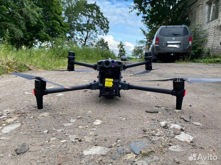 Квадрокоптер Matrice 30T