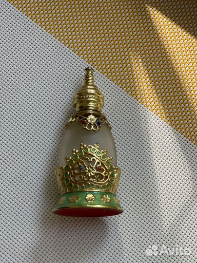 Флакон из под духов арабских