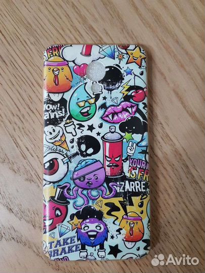 Чехлы для телефонов honor 10 и meizu 5c