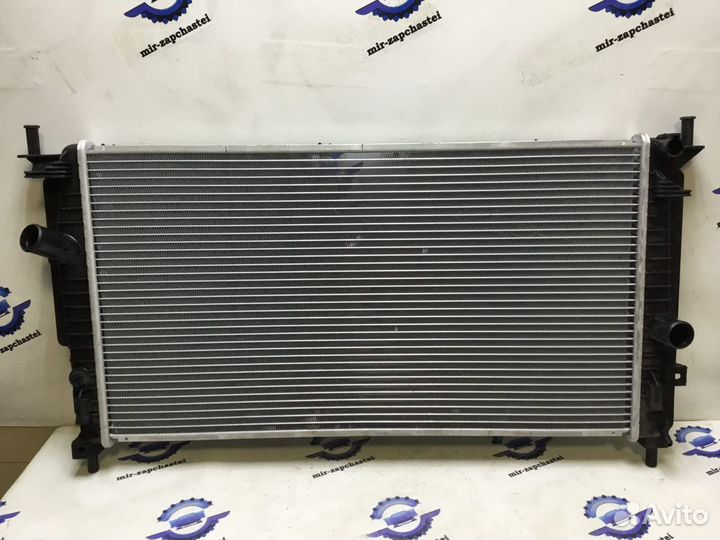 Радиатор охлаждения основной Mazda 3 BL 2.0