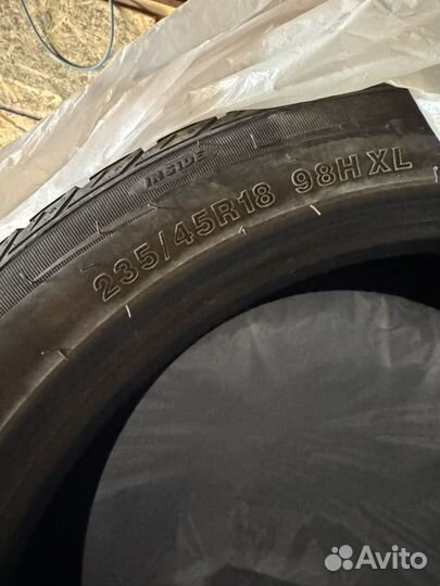 iLink L-Snow 96 235/45 R18 98H