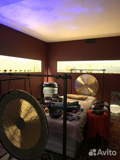 Гонг-медитация с поющими чашами