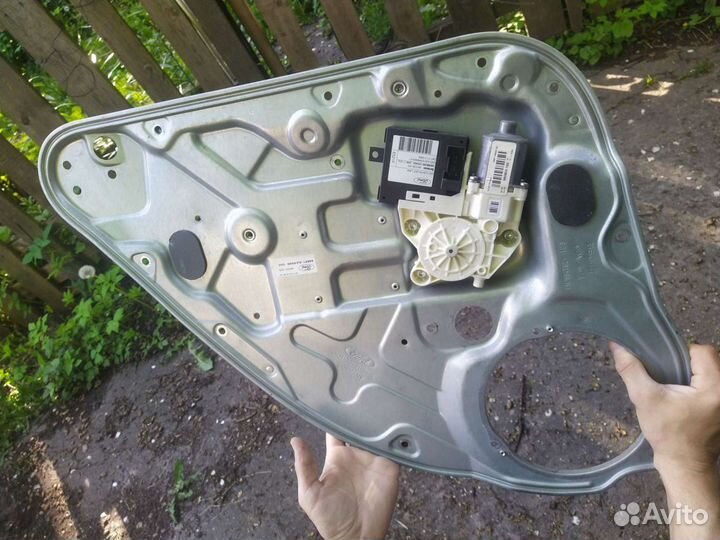 Стеклоподъемник на ford focus 2 задний левый