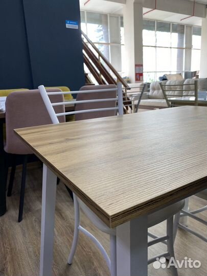 Кухонный стол