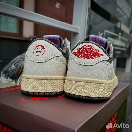 Кроссовки Cactus Jack x Air Jordan 1 Low 42 размер