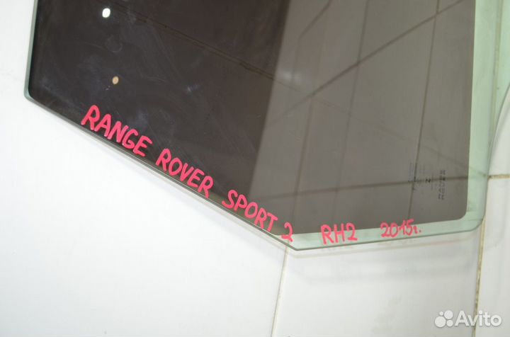 Стекло двери заднее правое Land Rover Range Rover