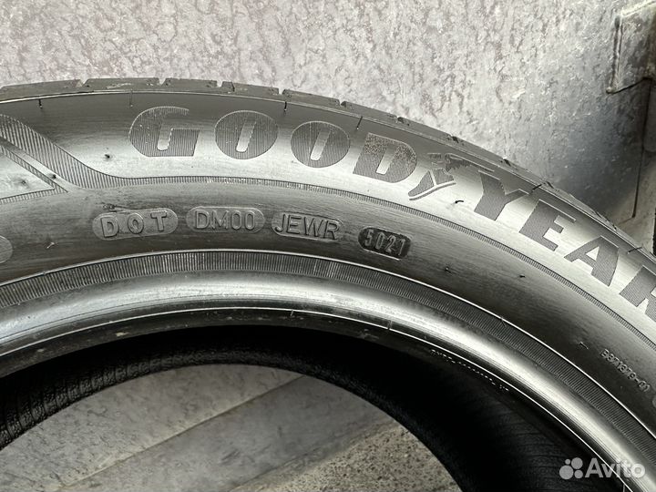 Goodyear EfficientGrip Performance 225/55 R17