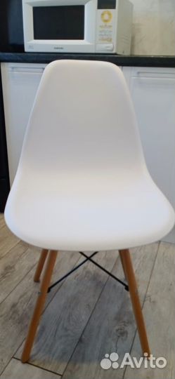 Стулья кухонные 2 шт eames