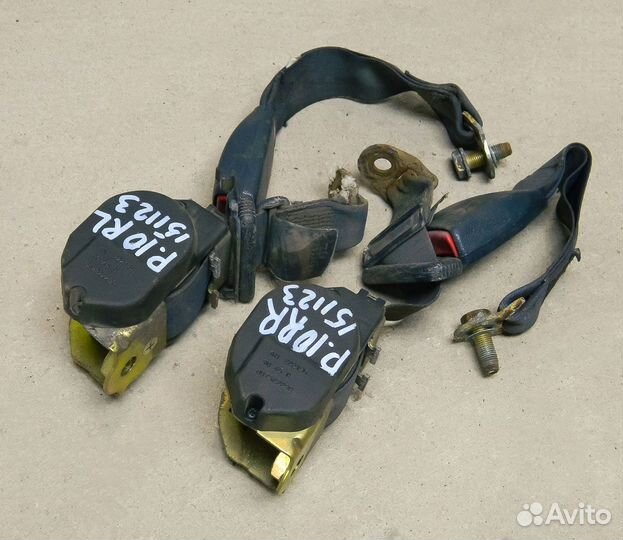 Ремень безопасности задний Nissan Primera P10