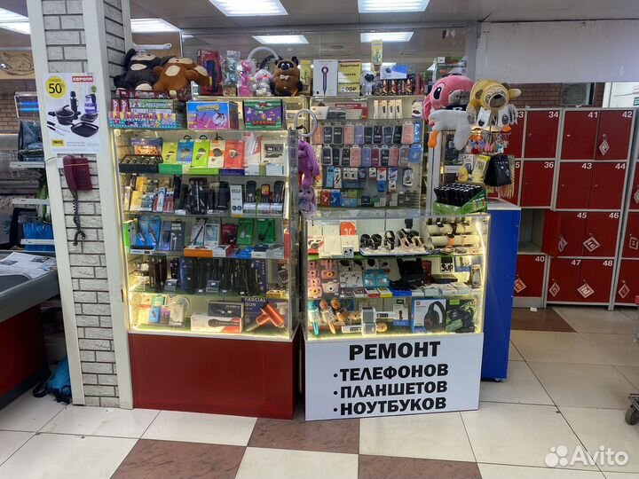 Продавец в магазин мобильных аксессуаров