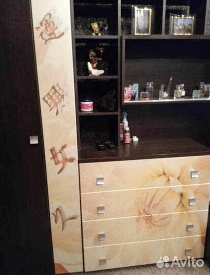 Стенка Сакура