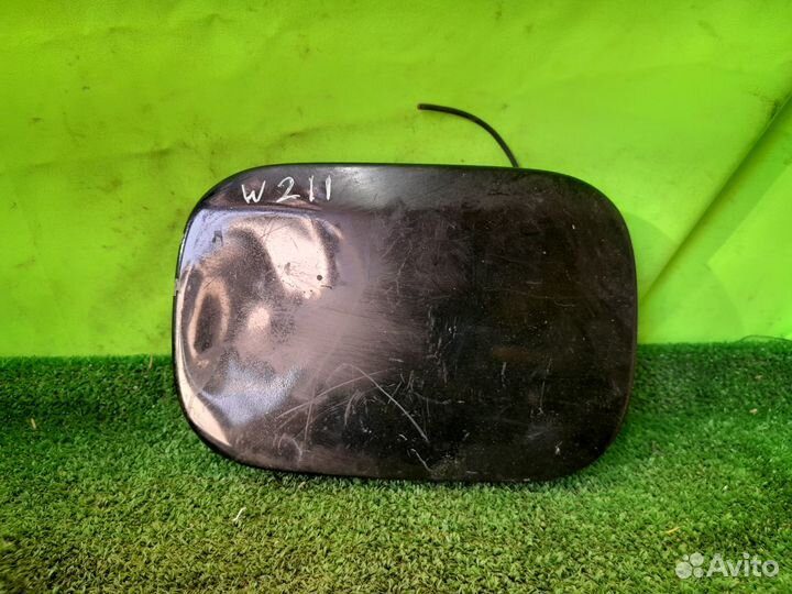 Лючок бензобака Mercedes-Benz W211