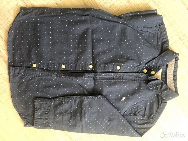Продам рубашки на 6-7 лет