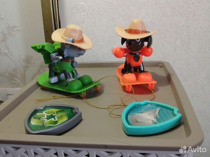Игрушки Щенячий патруль б\у ковбои в шляпах на скт