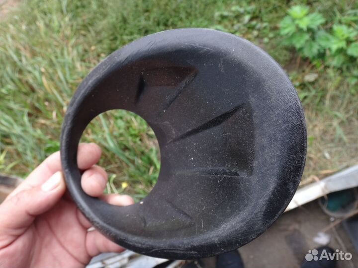 Кашкай накладка птф правая Nissan Qashqai j10 06-1