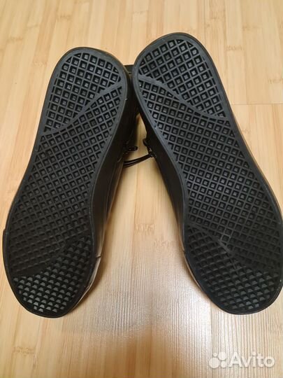 Кеды высокие на молнии