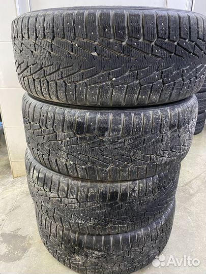 Nokian Tyres Hakkapeliitta 7 SUV 285/60 R18 116T