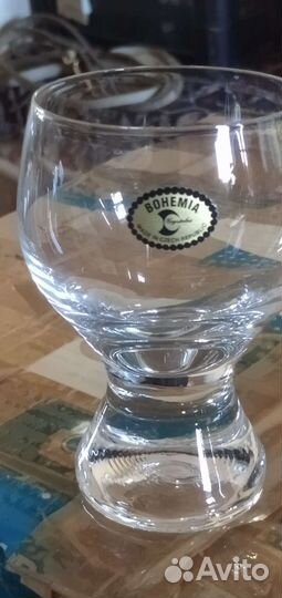 Креманка на ножке