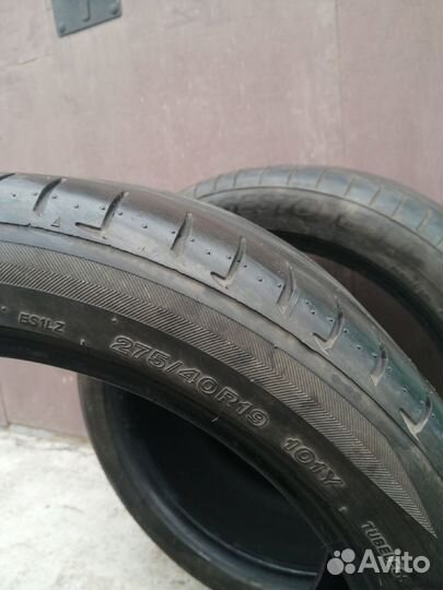 Bridgestone Potenza S001 275/40 R19 и 275/40 R19 101Y