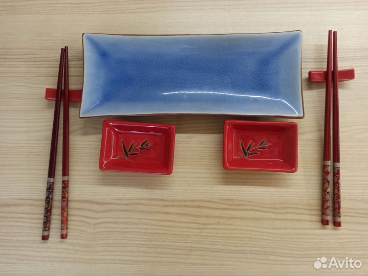 Посуда для суши с палочками