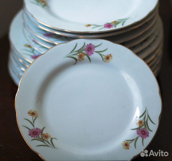 Тарелки фарфоровые японские