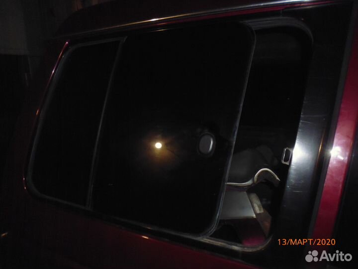 Митсубиси паджеро 2 форточка задняя правая