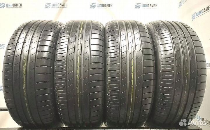 Goodyear EfficientGrip Performance 215/55 R17 94V