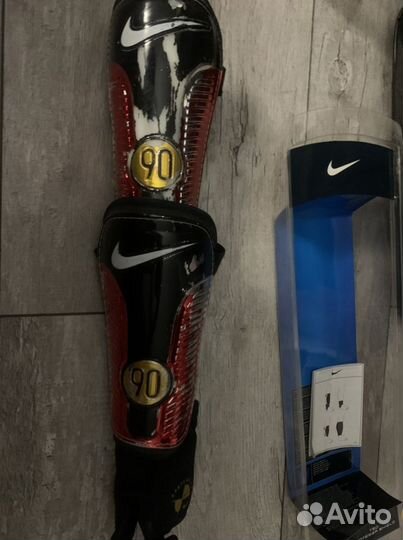 Щитки nike оригинал