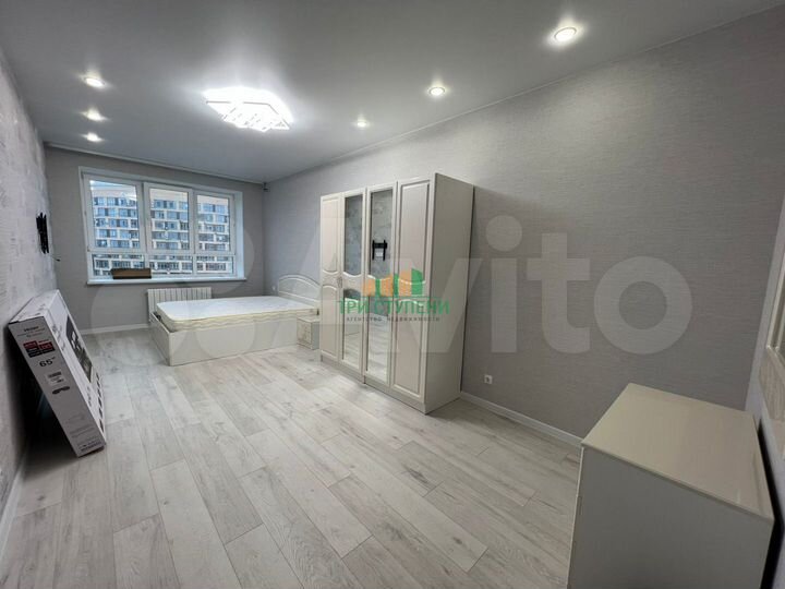 2-к. квартира, 52 м², 13/17 эт.