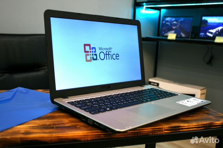 Хороший ноутбук для работы с документами. Asus